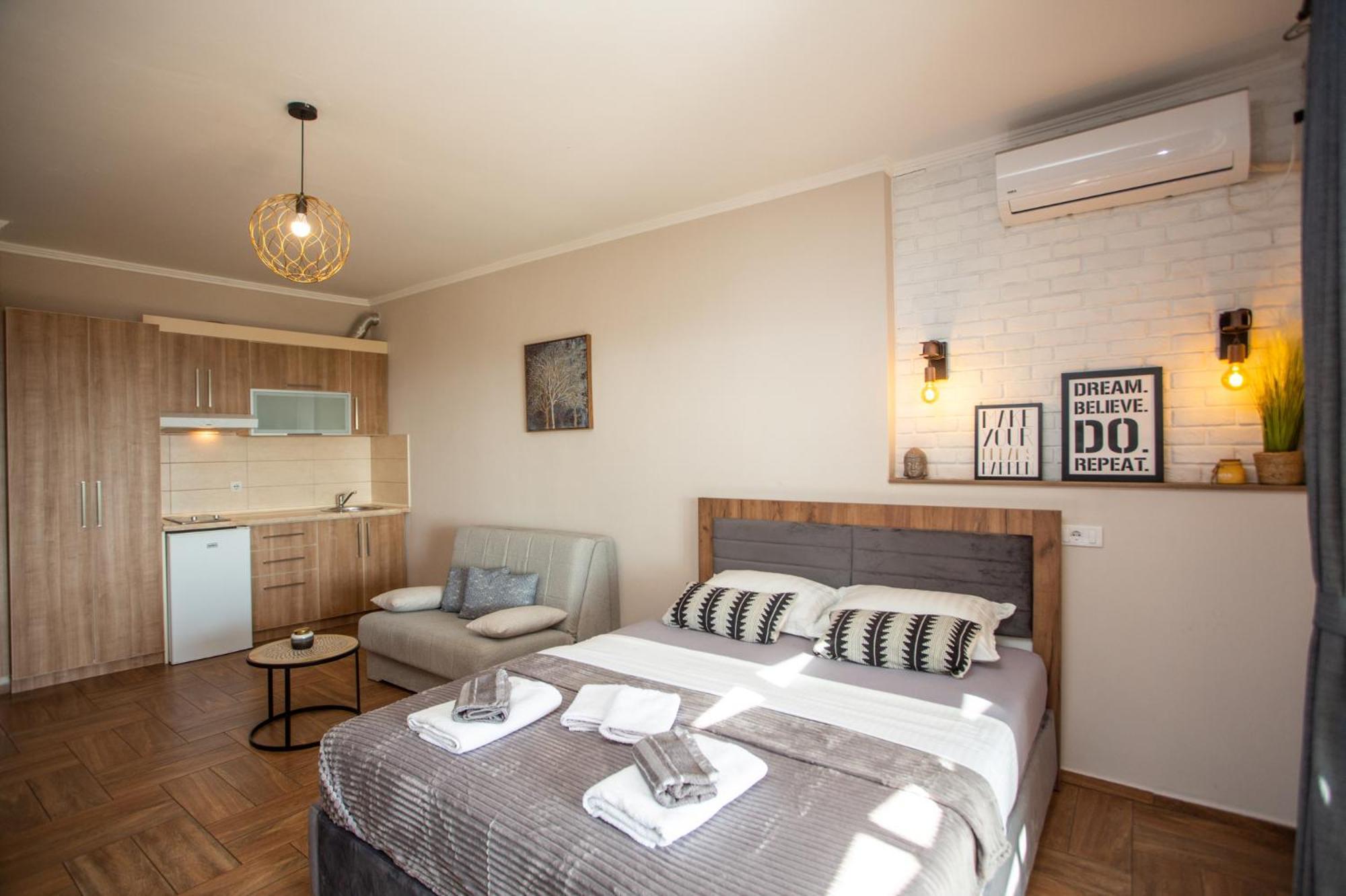 Apartments Bogojevic Ulcinj Esterno foto